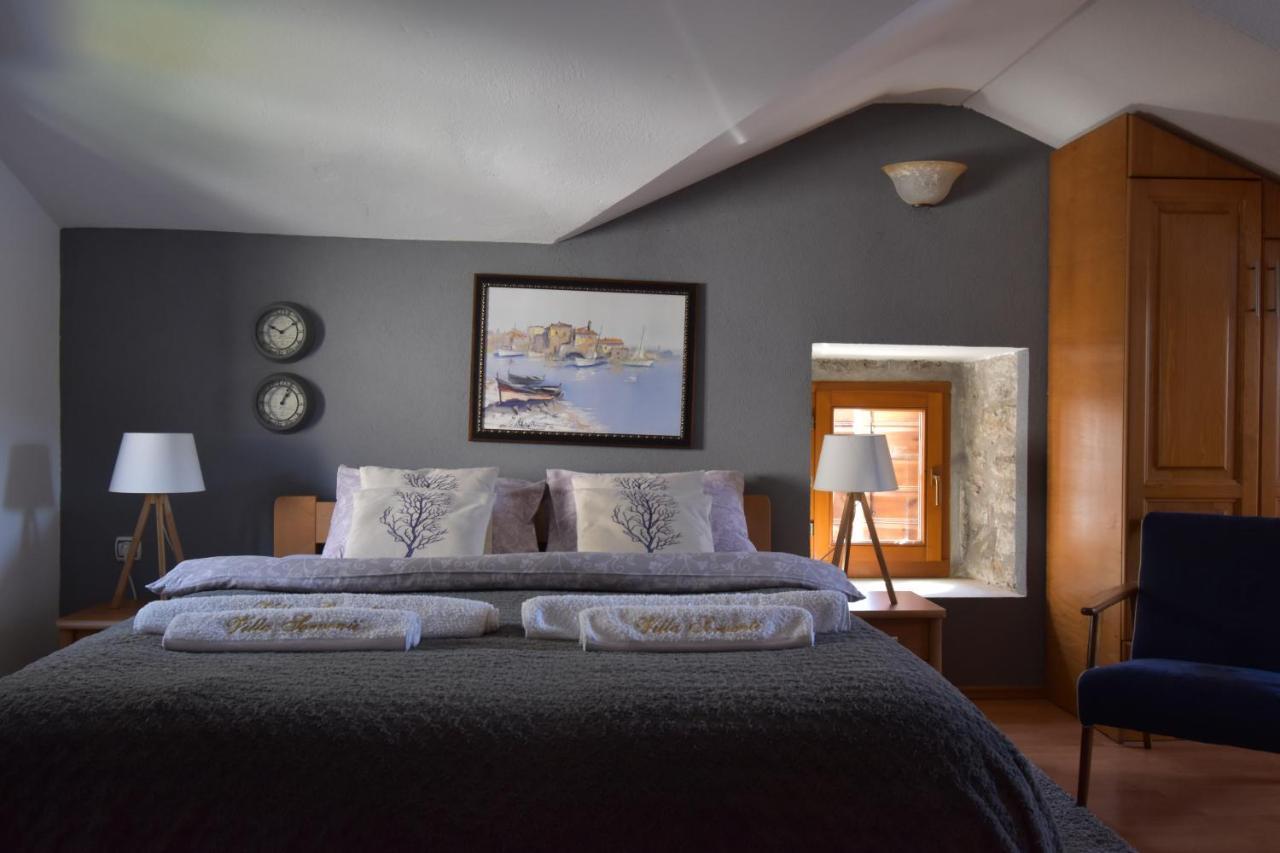 Apartments Villa Serventi Tivat Kültér fotó